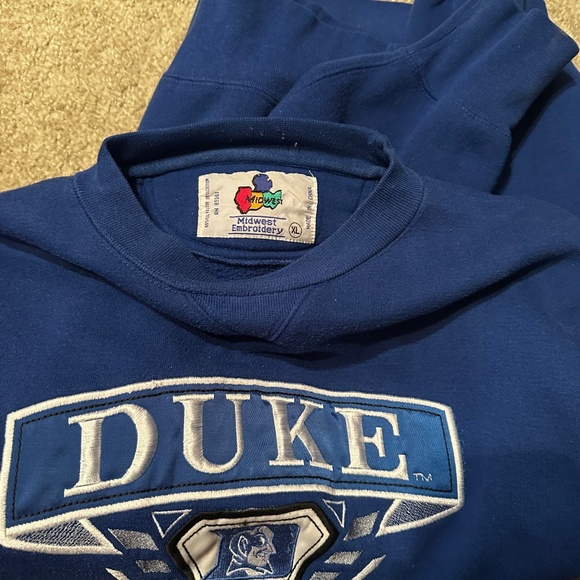 Vintage Duke Sweatshirt - Picture 2 of 2
